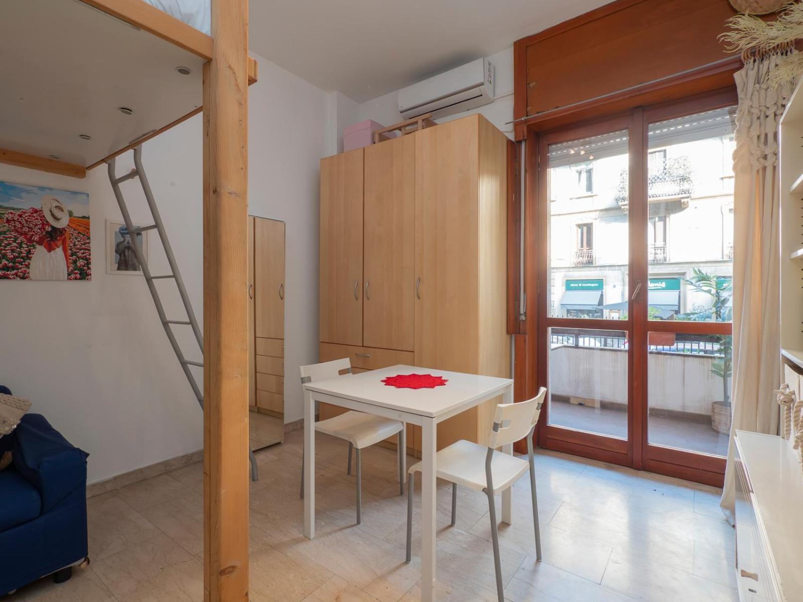 Apartment I Host - Melzo 13