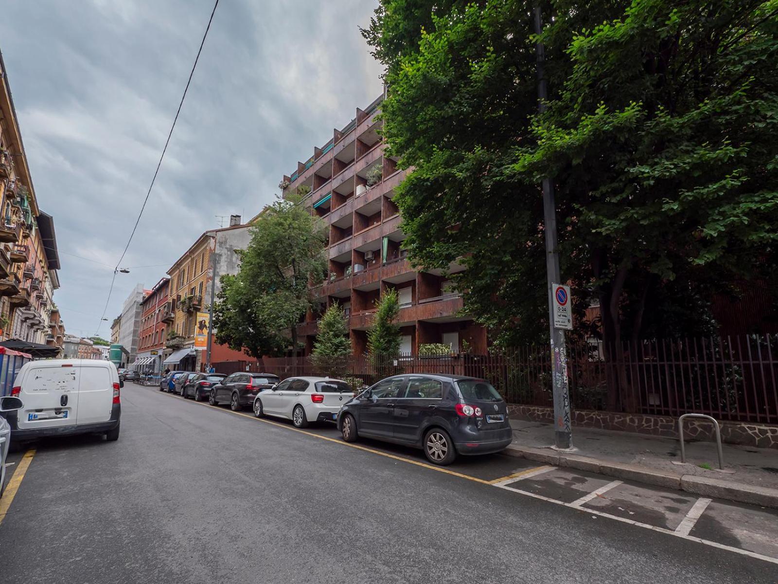 I Host - Melzo 13 Apartment
